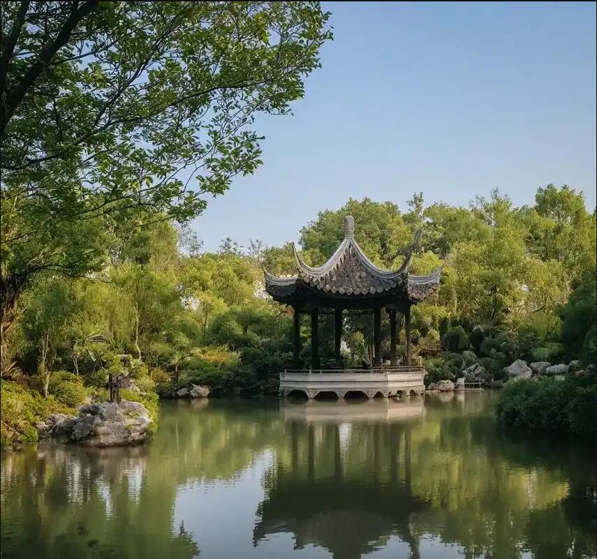 上海雨真房地产有限公司